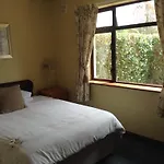 Riverlodge Self Catering בית נופש קנמארה
